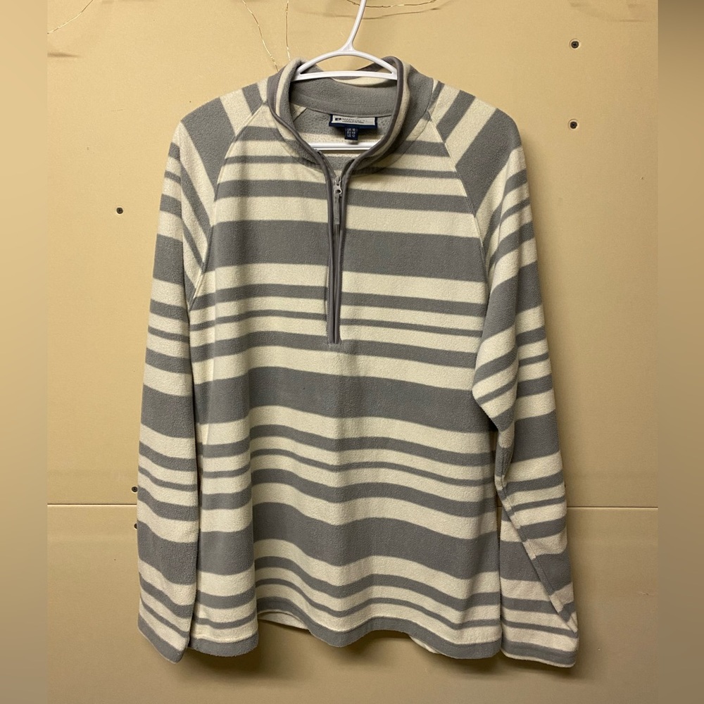 2/$20❤️- SWEATER | Women’s Sweater quarter zip up size large
